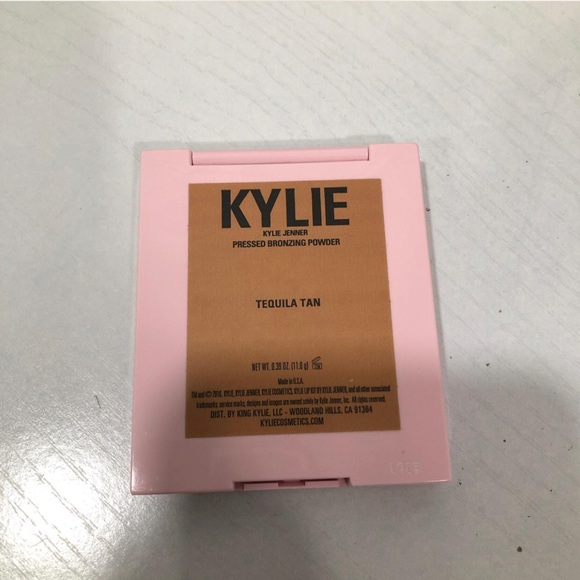 Kylie Cosmetics Pressed Bronzing Powder - Tequila Tan - Picture 1 of 3